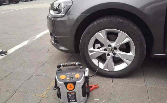 肇东汽车搭电案例