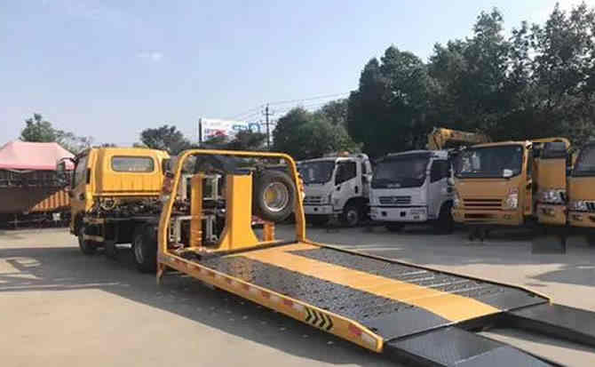 肇东汽车中途维修案例